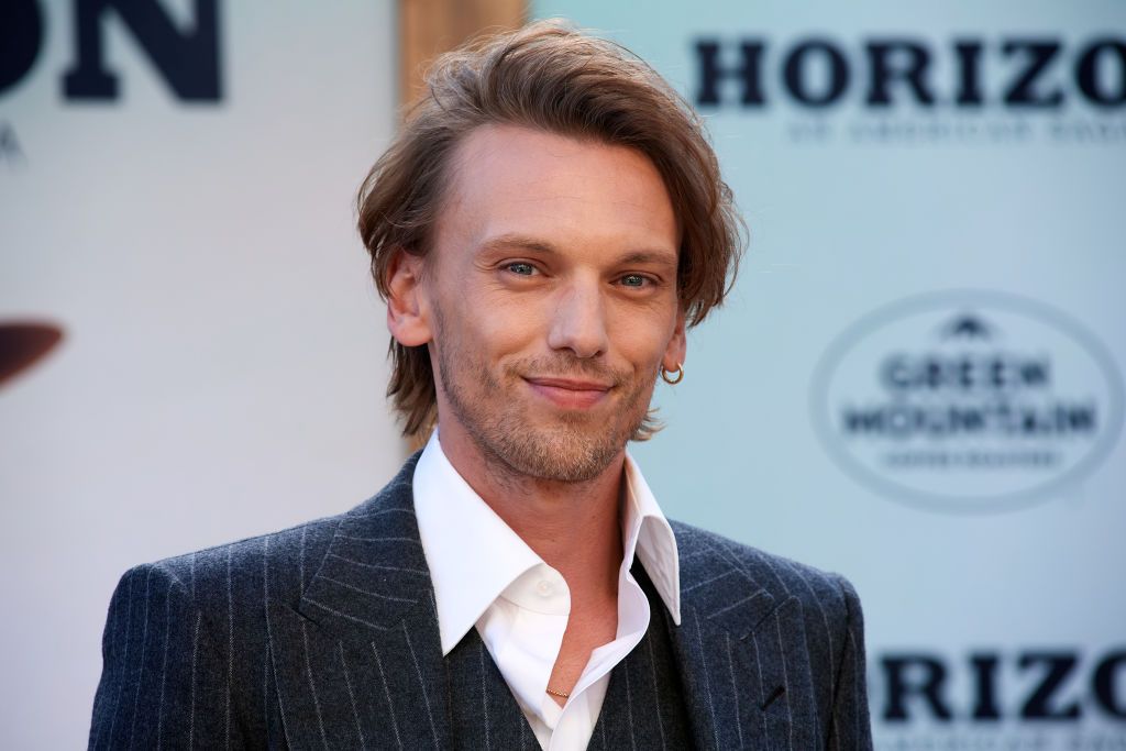 jamie campbell bower attends the us premiere of horizon an news photo 1719525507 - Mamamoo Store